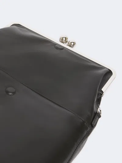 Weekend Max Mara Frame Clasp Shoulder Bag In Black