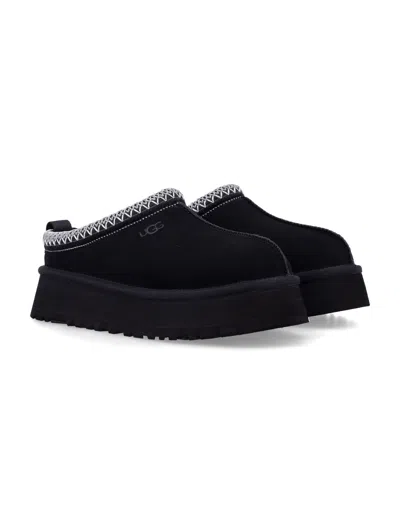 Ugg Black Flats In Black