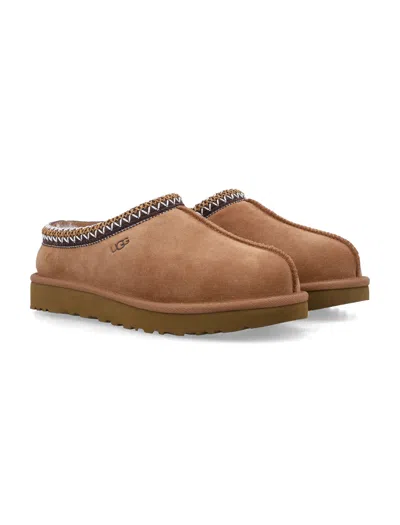 Ugg Flat Shoes In Brown