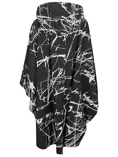 Moyuru Scribble-print Hooded Jacket In Black