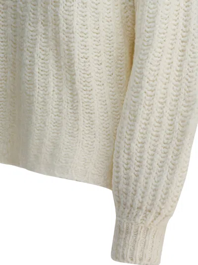 Rakkì Roll-neck Sweater In White