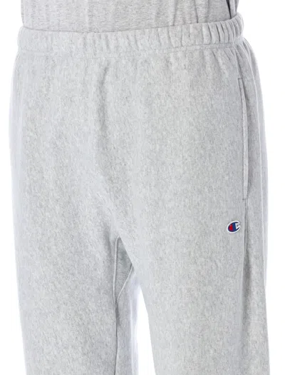 Champion Reverse Weave Patch Jogging In Grey