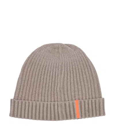 Rrd Velvet-effect Ribbed Beanie In Neutral