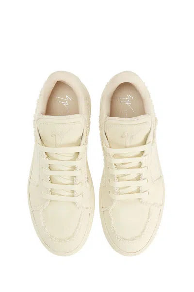 Giuseppe Zanotti White In White