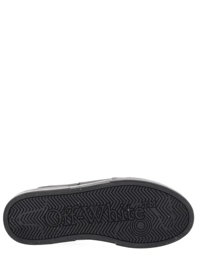 Off-white Vulcanized Low Sneaker In Black