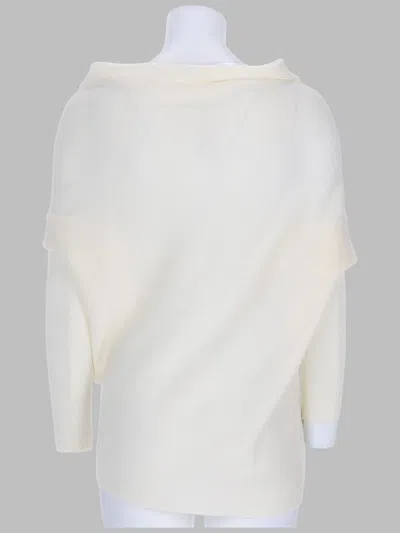 P.a.r.o.s.h . In White
