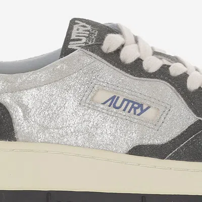 Autry In Black