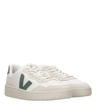 Veja Sneaker V90 In White
