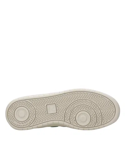 Veja Sneaker V90 In White