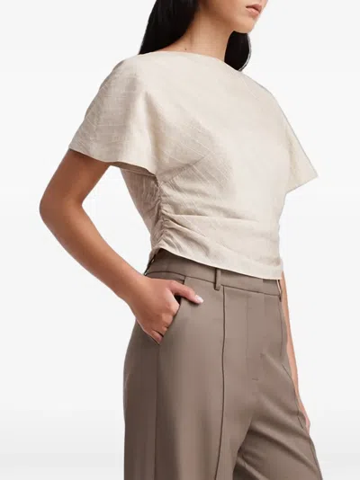 Anna Quan 비니 개더 사이드 블라우스 In White