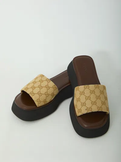 Gucci Platform Slide Sandal Canvas Upper Logo In Animal Print