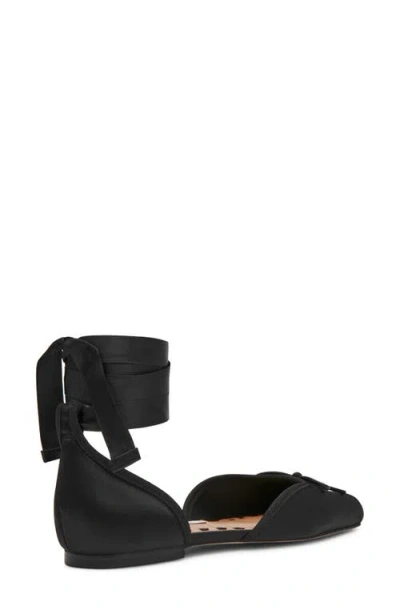 Steve Madden Leonora Ankle Wrap Flat In Black