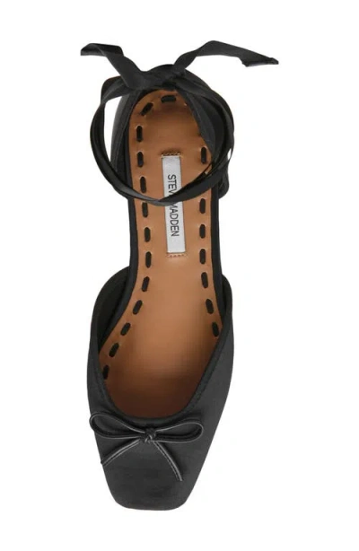 Steve Madden Leonora Ankle Wrap Flat In Black