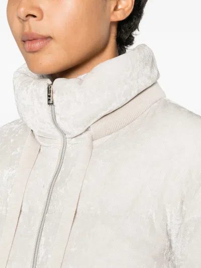Herno Textured Pattern Boxy Silhouette Down Jacket In White