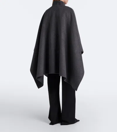 Rohe Pankou Wool And Cashmere-blend Cape In Gray