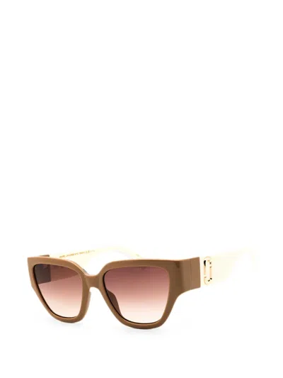 CAT-EYE-FRAME SUNGLASSES