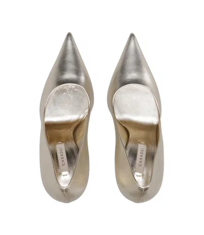 Casadei 卡萨迪和脚跟金色 In Multi