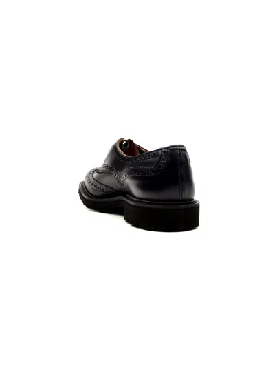 Tricker's 骗人's 平鞋 In Black