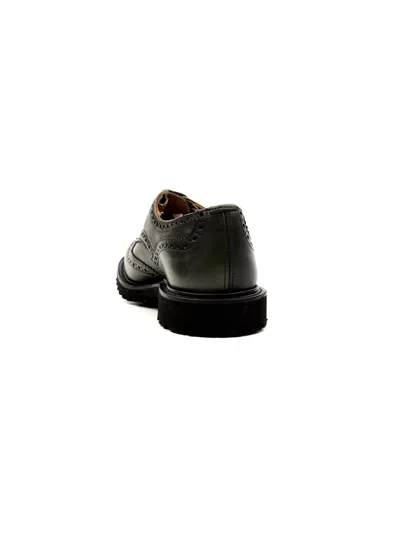 Tricker's 骗人's 平鞋 In Black