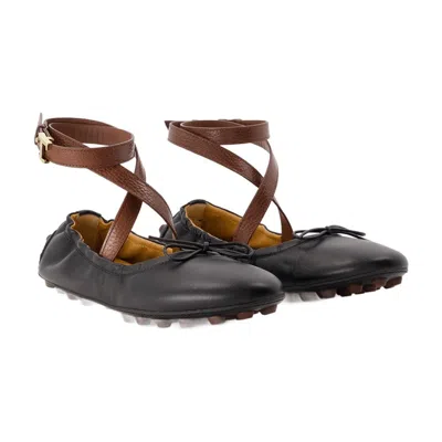 Tod's Leather Ballet Flat In Multi
