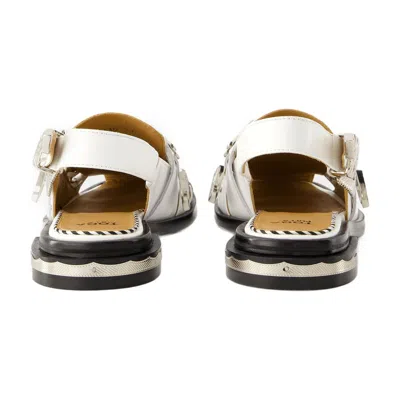 Toga Pulla Aj1312 Sandals In White