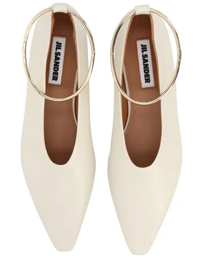 Jil Sander 芭蕾舞鞋配脚链 In Neutral