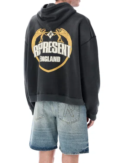 Represent 代表服装.... In Black