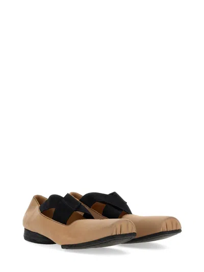 Uma Wang Ballet Flats Calfskin Suede Crisscross Straps In Brown