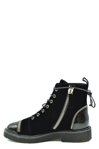 Giuseppe Zanotti Booties In Black