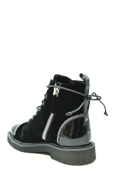Giuseppe Zanotti Booties In Black