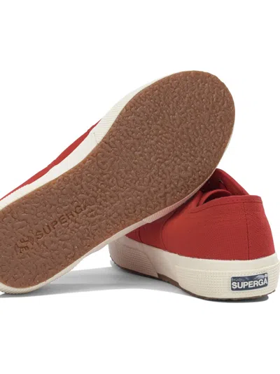 Superga 运动鞋和一脚蹬 In Red