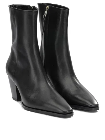 Aeyde “hedvig”拉链踝靴 In Black
