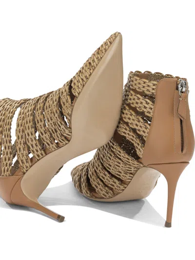 Casadei 靴子和踝靴 In Brown