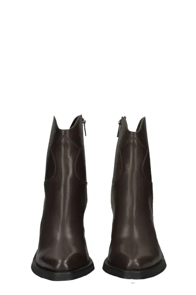 Ash 短靴 棕色 In Brown