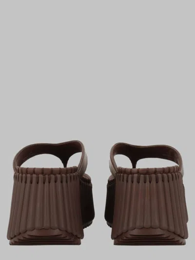 Chloé 克洛伊 In Brown
