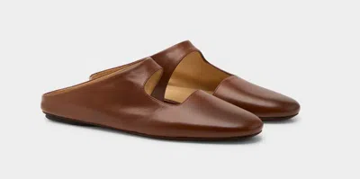 Marsèll 马塞尔·迪斯特萨·萨博特·佩尔·维泰洛·利西亚·卢西 In Brown
