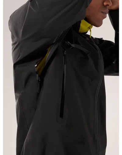 Arc'teryx Beta Hooded Windbreakers Jacket In Black