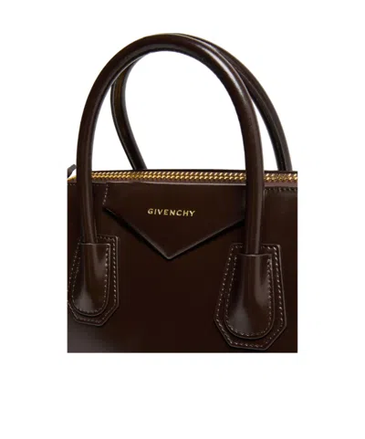 Givenchy Multifunctional Shoulder Bag In Black