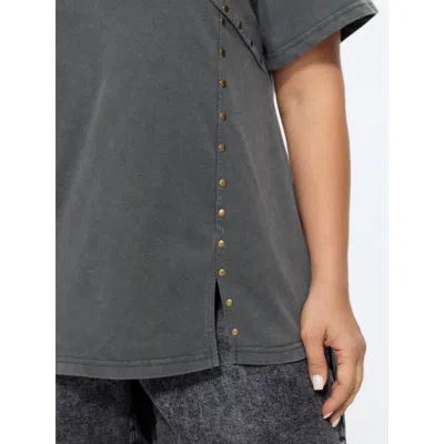 Bloomchic Beadwork Split Hem Plain T-shirt In Dimgray