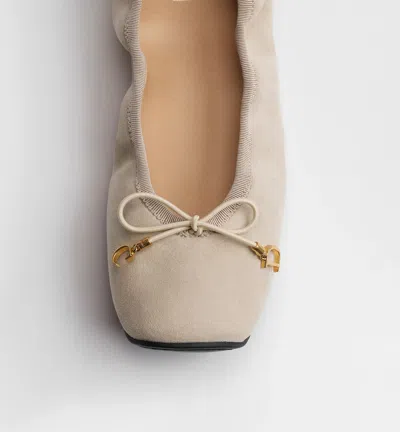 Dior Cœur Ballet Flat In Neutral
