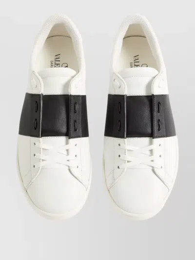 Valentino Garavani Minimalist Leather Sneakers With Contrasting Stripe Detail And Vlogo Signature In White