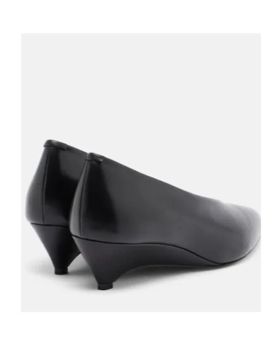 Jil Sander Arc Leather Pumps Low Wedge Heel In Black