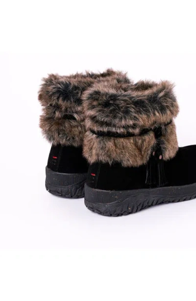 Minnetonka Everett Bootie In Black