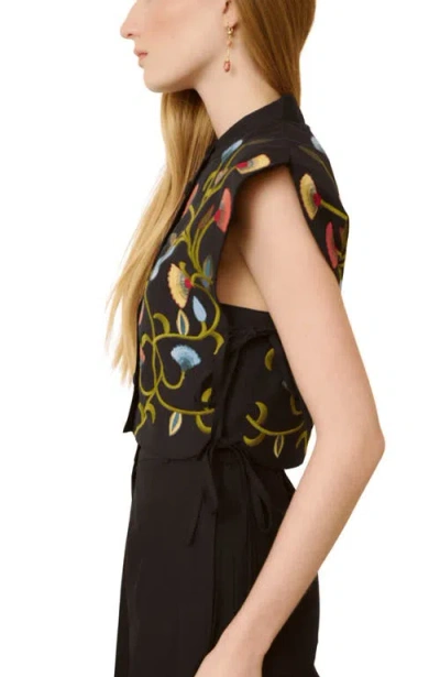 The Iq Collection Cendra Set In Multi