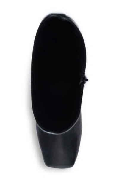 Bernardo Barnes Knee High Boot In Black Parafin Pull Up