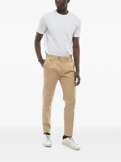 Cruna Belt-loop Trousers In Brown