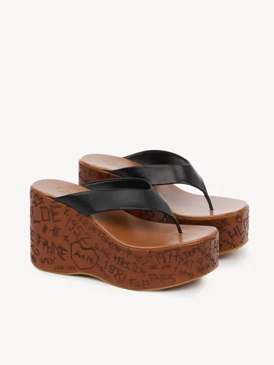 Chloé Maxime Graffiti-print Wedge Sandals In Black