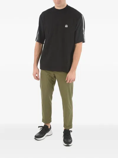 Neil Barrett Black Solid Crew Neck T-shirt In Black
