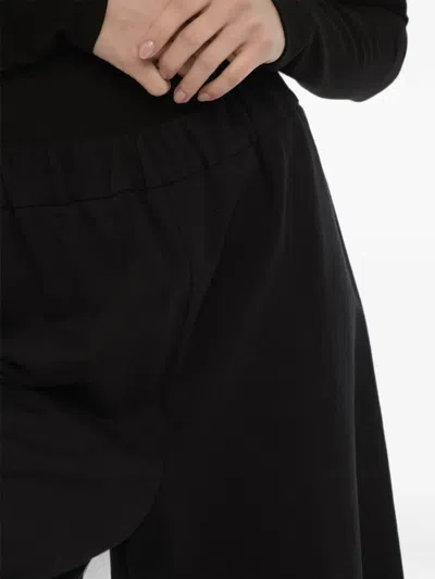 Woolrich Logo-patch Elasticated Shorts In Black