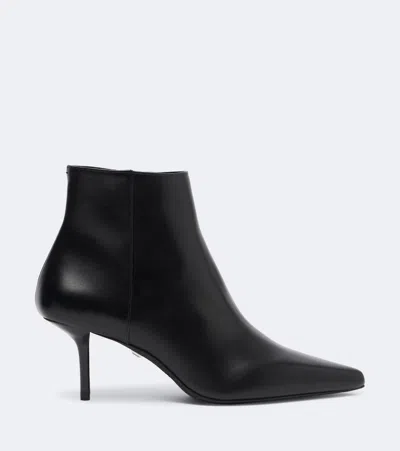 Max Mara Leather Ankle Boots In Black